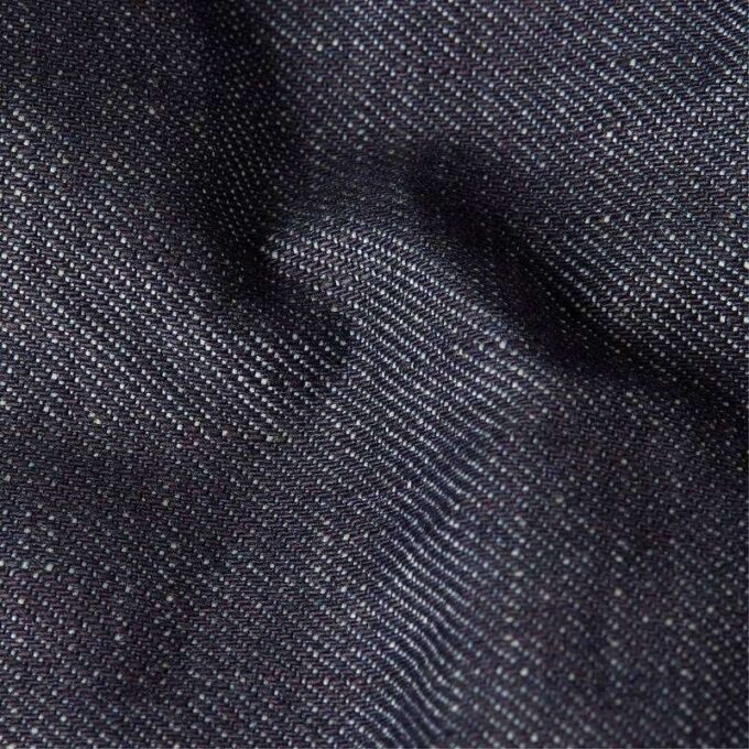 Slim-fit jasje met schuine zoom en selvedge-motief Slim-fit jasje met schuine zoom en selvedge-motief