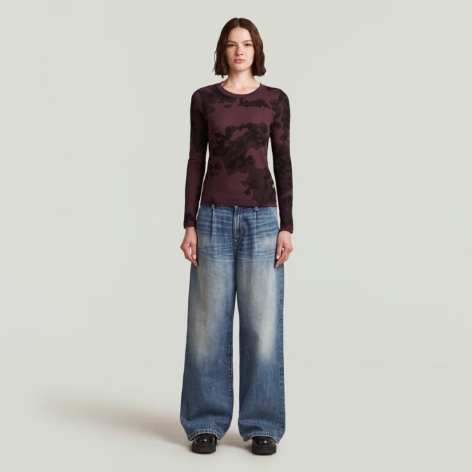 Slim-fit T-shirt met allover print Slim-fit T-shirt met allover print