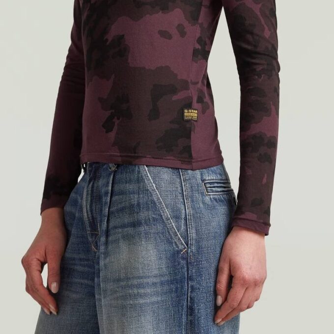 Slim-fit T-shirt met allover print Slim-fit T-shirt met allover print