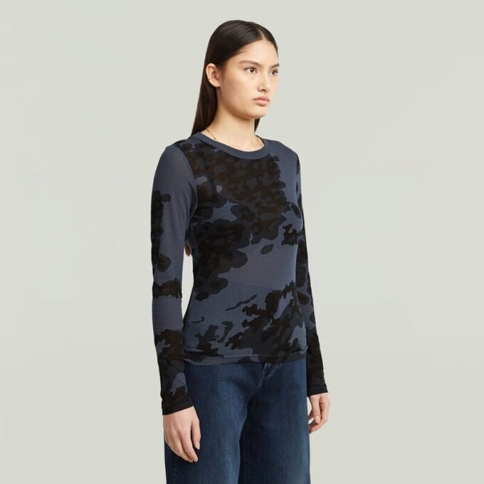Slim-fit T-shirt met allover print Slim-fit T-shirt met allover print