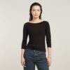 Slim-fit top met lage rug en 3/4 mouwen Slim-fit top met lage rug en 3/4 mouwen