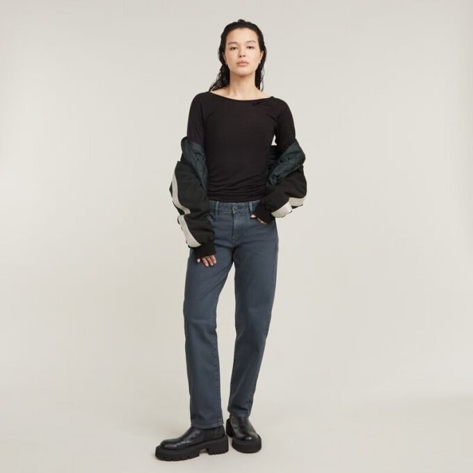 Slim-fit top met lage rug en 3/4 mouwen Slim-fit top met lage rug en 3/4 mouwen