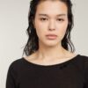 Slim-fit top met lage rug en 3/4 mouwen Slim-fit top met lage rug en 3/4 mouwen