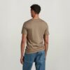 Slim T-shirt met borstafbeelding Slim T-shirt met borstafbeelding