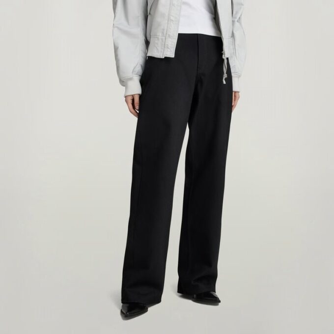 Stray Ultra High Loose Jeans