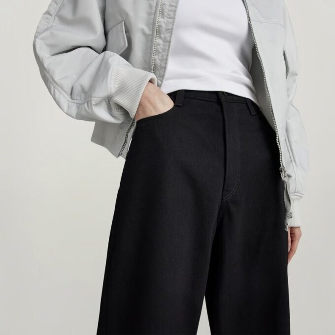 Stray Ultra High Loose Jeans