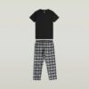 T-shirt en broek pyjamaset T-shirt en broek pyjamaset