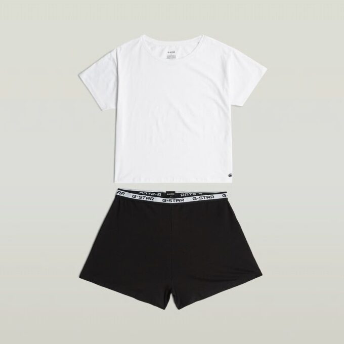 T-shirt en korte pyjamaset T-shirt en korte pyjamaset
