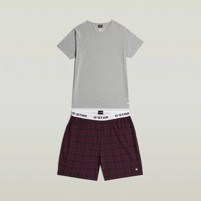 T-shirt en korte pyjamaset T-shirt en korte pyjamaset