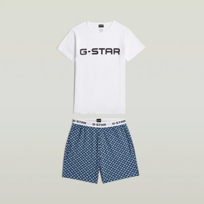 T-shirt en korte pyjamaset T-shirt en korte pyjamaset