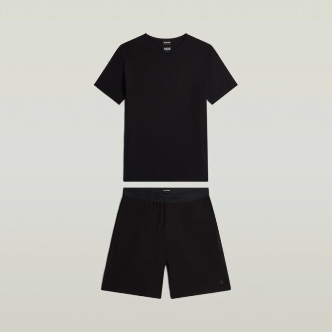 T-shirt en korte pyjamaset T-shirt en korte pyjamaset