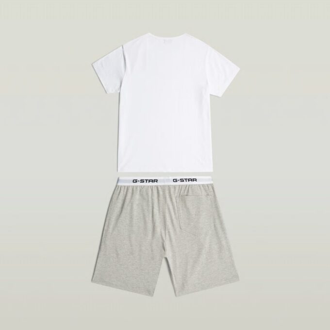 T-shirt en korte pyjamaset T-shirt en korte pyjamaset