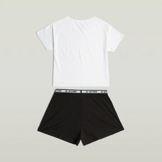 T-shirt en korte pyjamaset T-shirt en korte pyjamaset