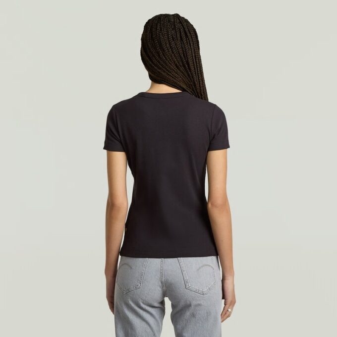T-shirt met geribbelde kapmouw T-shirt met geribbelde kapmouw