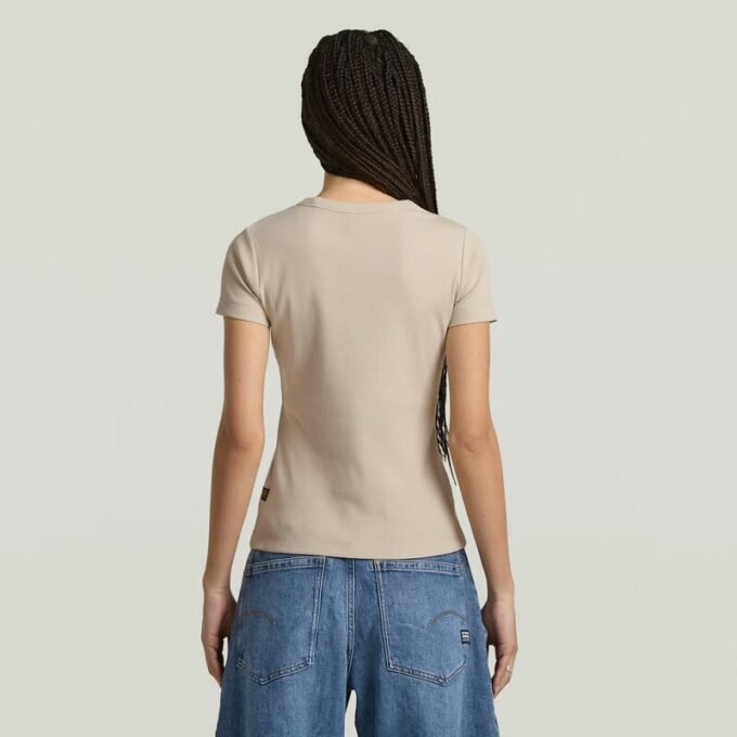 T-shirt met geribbelde kapmouw T-shirt met geribbelde kapmouw