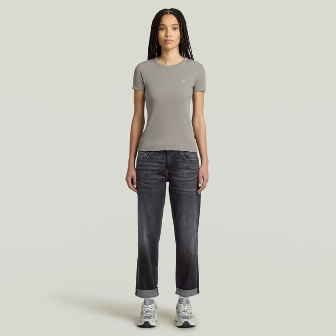 T-shirt met geribbelde kapmouw T-shirt met geribbelde kapmouw