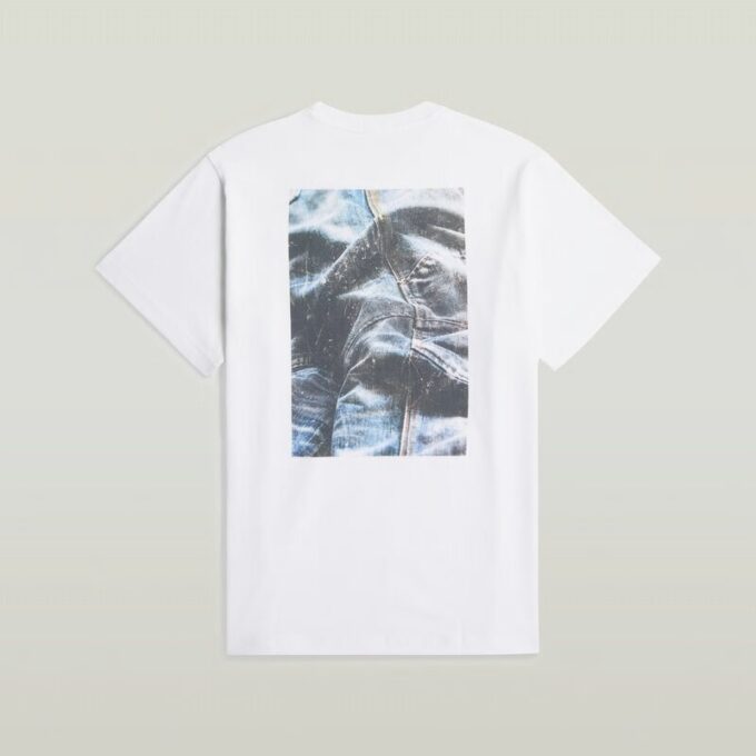 T-shirt met losse fotoprint op de rug T-shirt met losse fotoprint op de rug