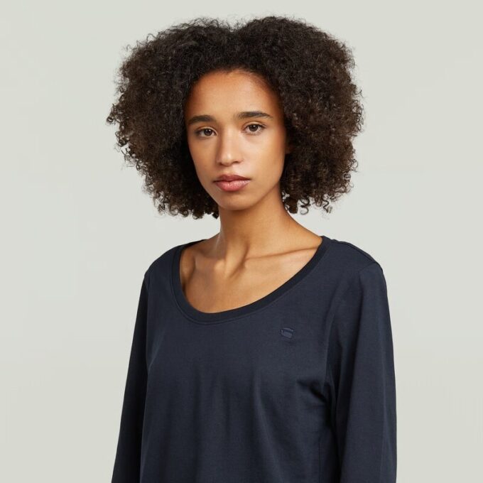 T-shirt met ronde hals en lange mouwen T-shirt met ronde hals en lange mouwen