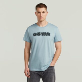 T-shirt met verweerd logo