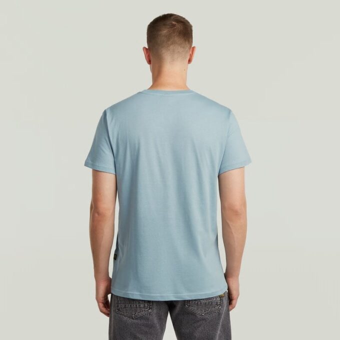 T-shirt met verweerd logo T-shirt met verweerd logo