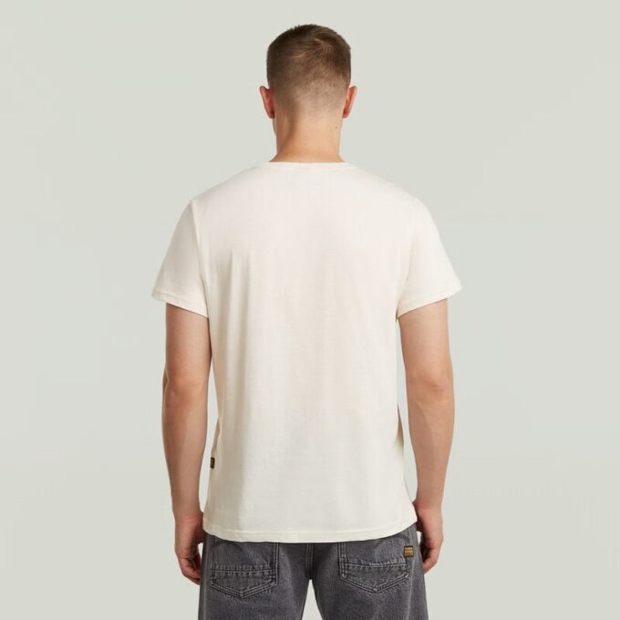 T-shirt met verweerd logo T-shirt met verweerd logo