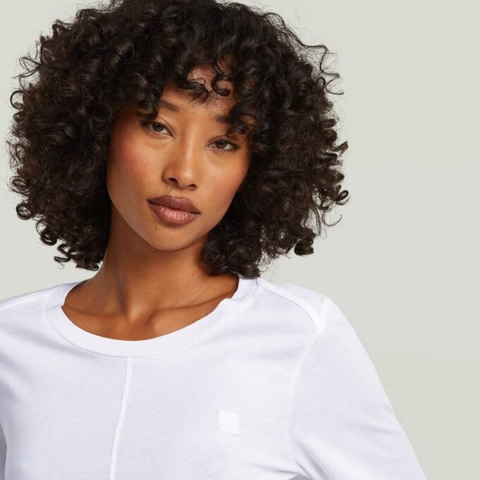 T-shirt met voornaad T-shirt met voornaad