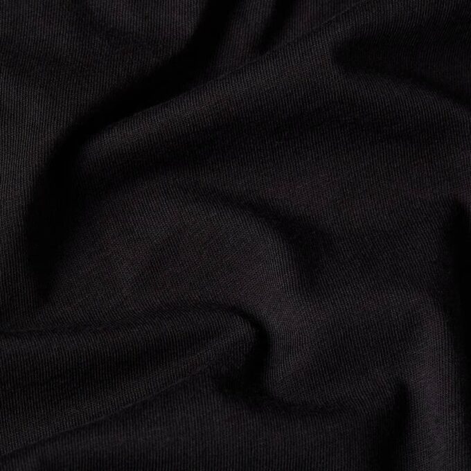 T-shirt met voornaad T-shirt met voornaad
