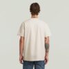 T-shirt met zak van stoffenmix T-shirt met zak van stoffenmix