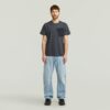 T-shirt met zak van stoffenmix T-shirt met zak van stoffenmix