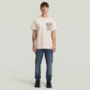 T-shirt met zak van stoffenmix T-shirt met zak van stoffenmix