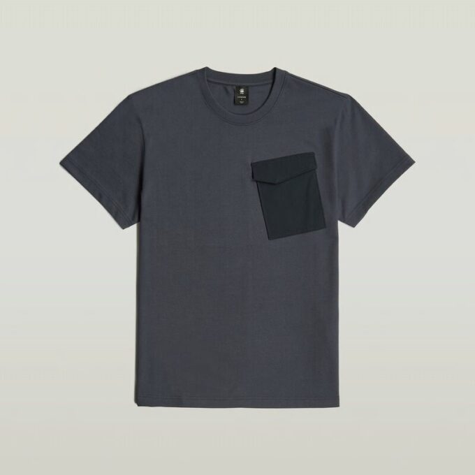 T-shirt met zak van stoffenmix T-shirt met zak van stoffenmix
