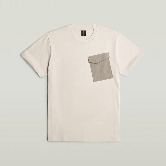 T-shirt met zak van stoffenmix T-shirt met zak van stoffenmix